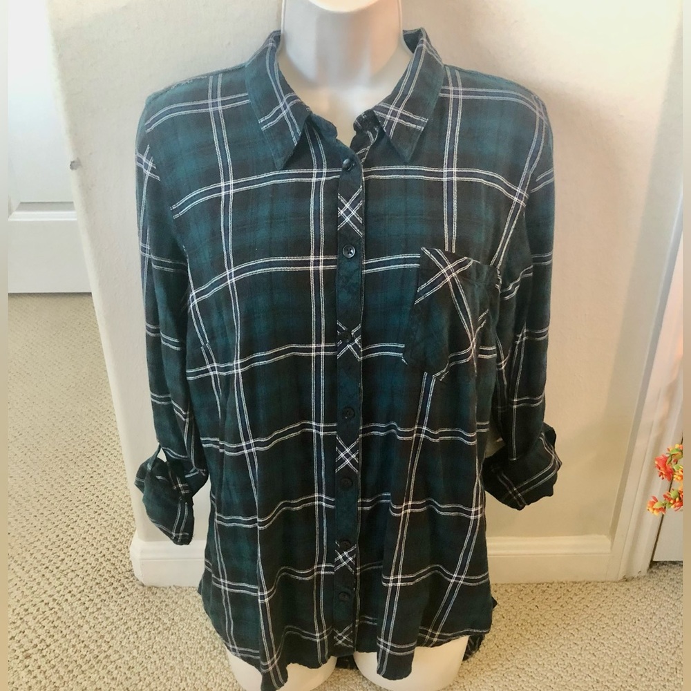 Westport blouse Women’s size large top green fall clothing button down